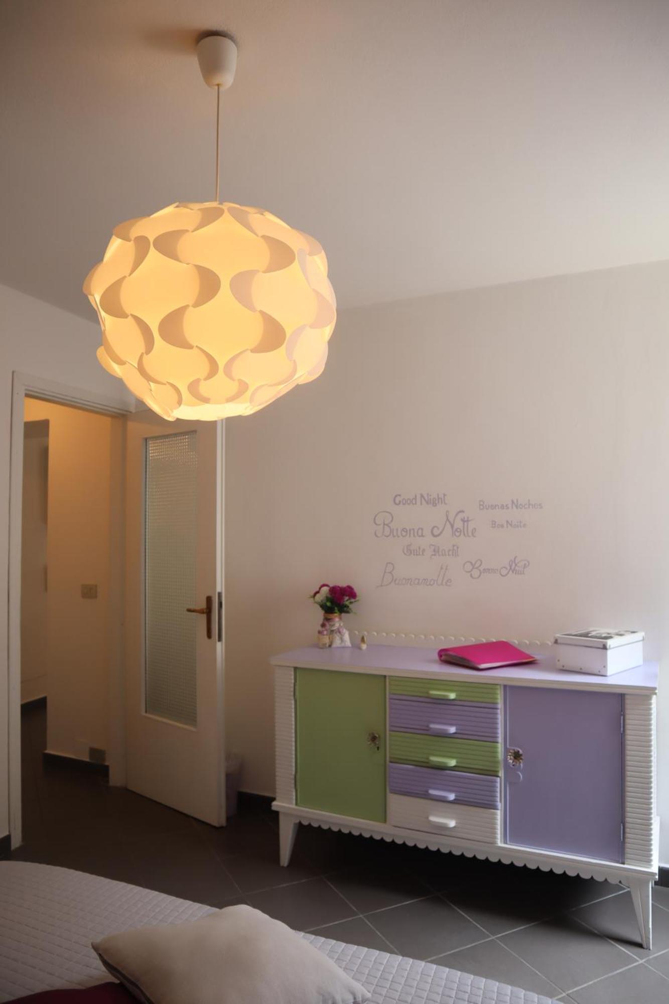 House Al Noce Apartment Moltrasio Exterior photo
